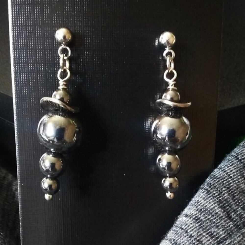 Stacked Gray Hematite Post Earrings - Calming, Grounding, Clearing, Protection - Picture 6 of 10